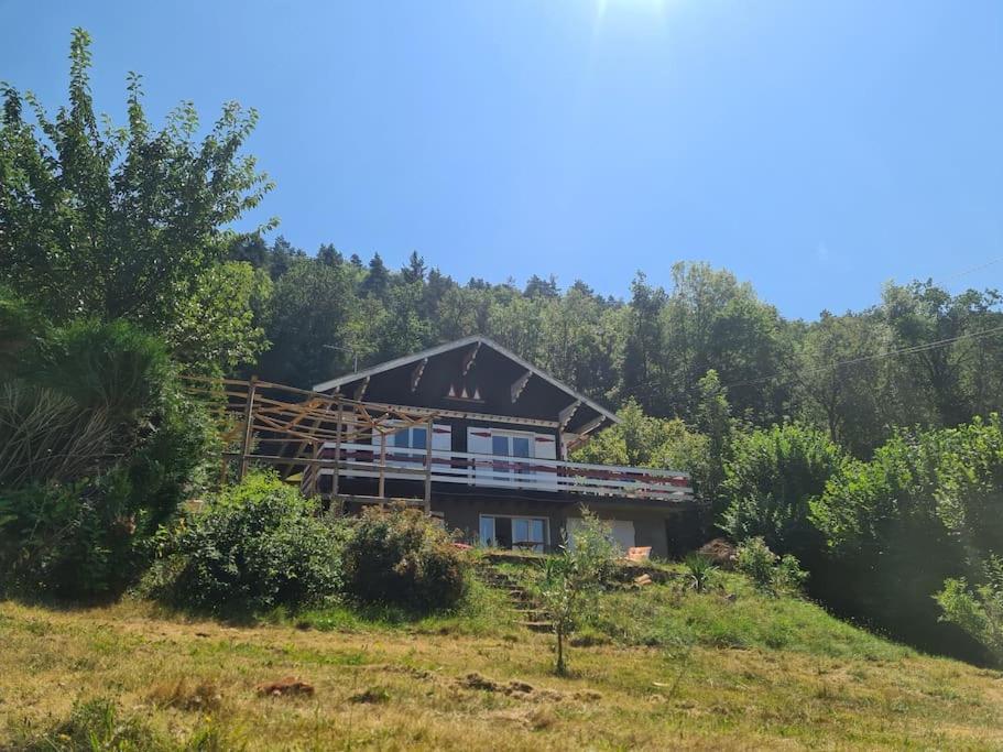 Le Chalet Des Amis Aurec-Sur-Loire Exterior foto